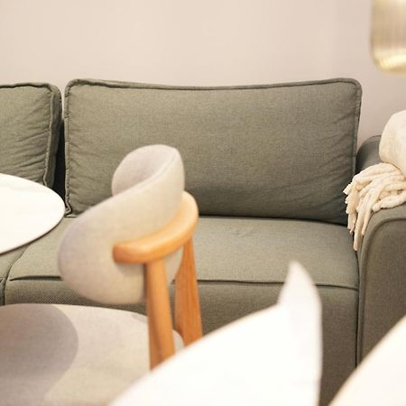 Nea Deluxe Apart-Hotel Tiranë Ngoại thất bức ảnh