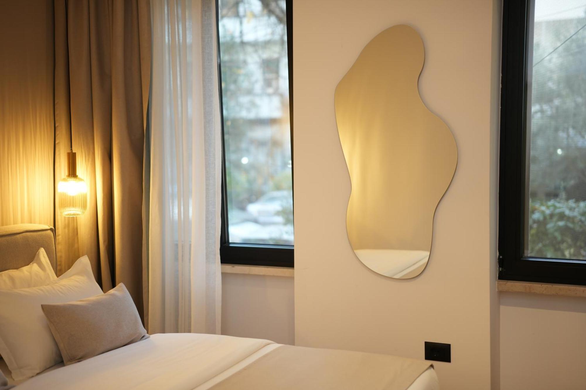Nea Deluxe Apart-Hotel Tiranë Ngoại thất bức ảnh
