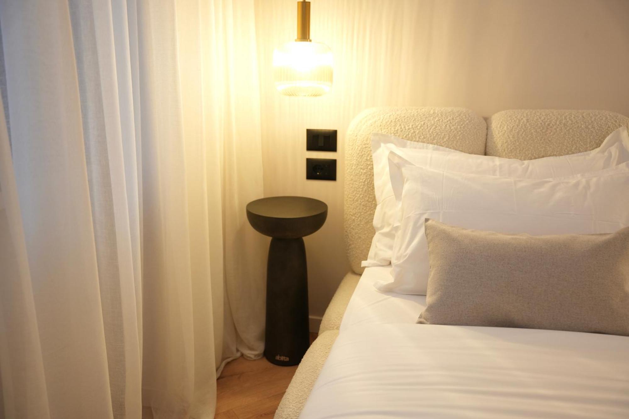 Nea Deluxe Apart-Hotel Tiranë Ngoại thất bức ảnh