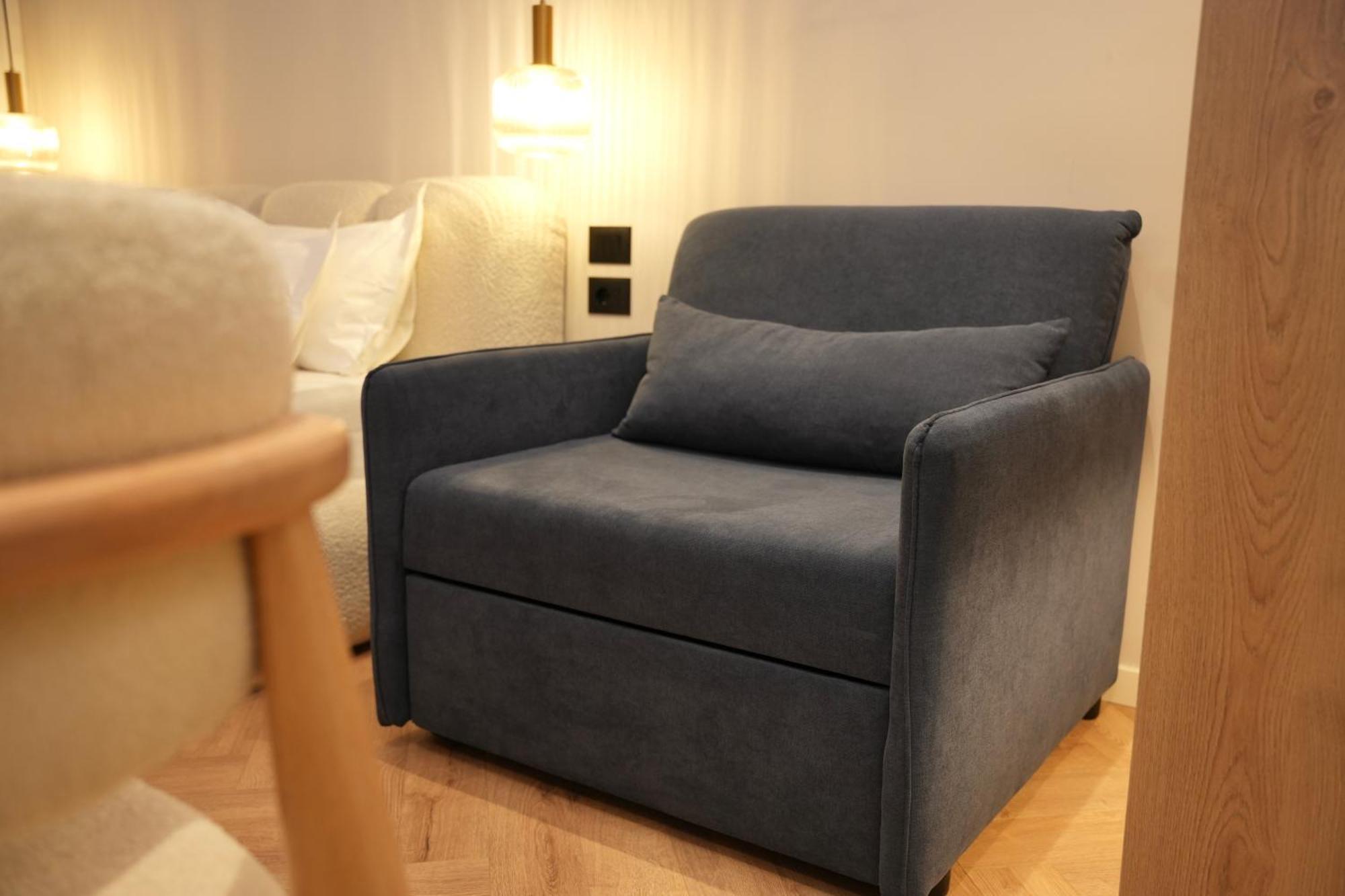 Nea Deluxe Apart-Hotel Tiranë Ngoại thất bức ảnh