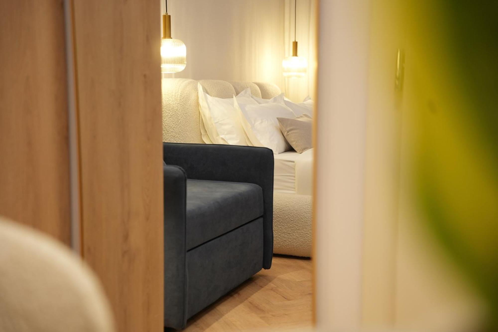 Nea Deluxe Apart-Hotel Tiranë Ngoại thất bức ảnh